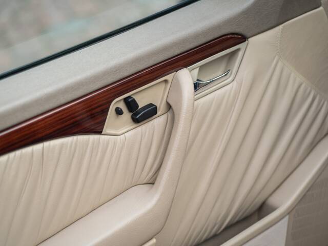 Mercedes-Benz C 280