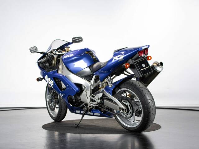 Yamaha YZF 1000 R1