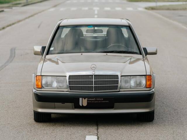 Mercedes-Benz 190 E 2.3-16