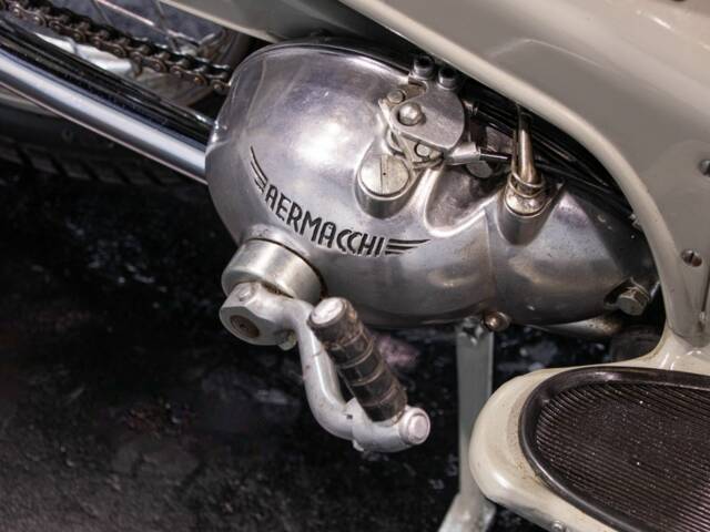 Aermacchi Zeffiro 125