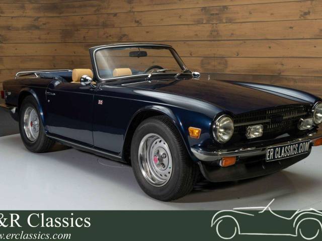 Image 1/19 of Triumph TR 6 (1976)