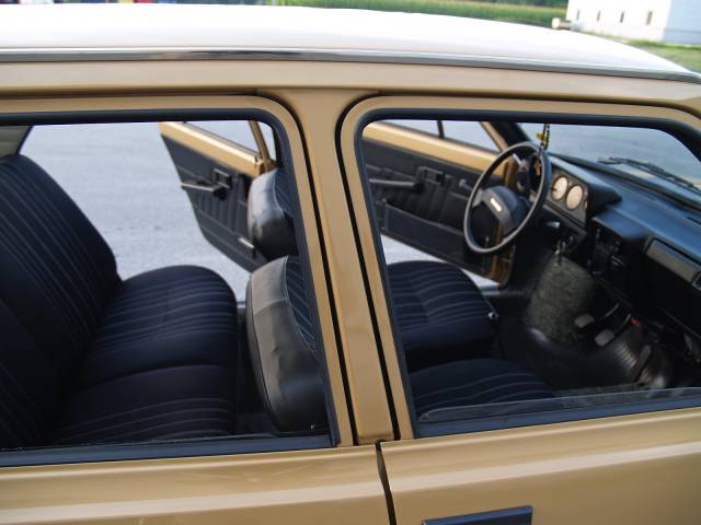Skoda 105 L