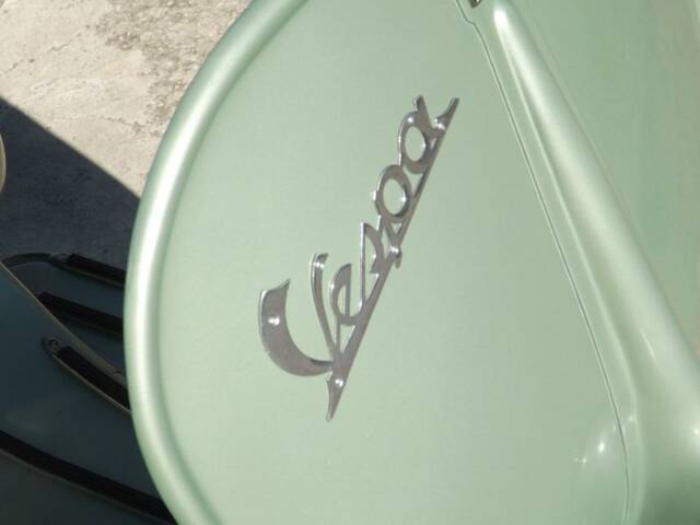 Piaggio Vespa 125