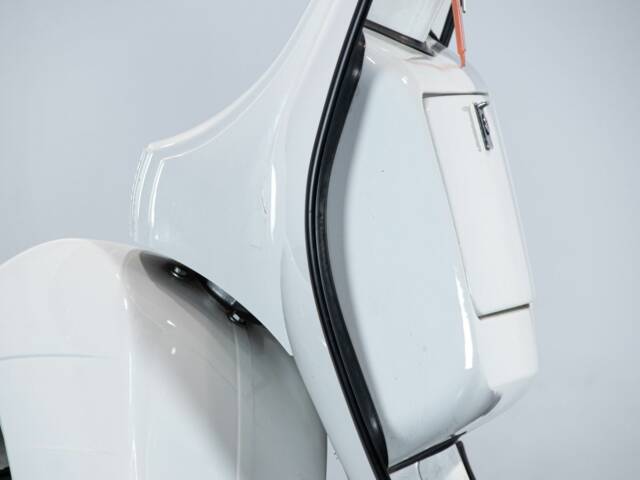 Piaggio Vespa P 200 E