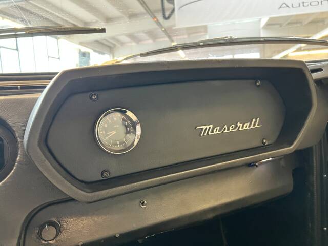 Maserati Indy 4200