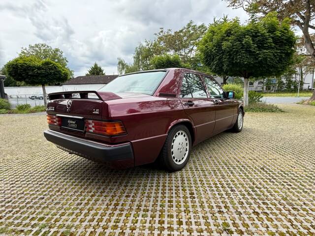 Mercedes-Benz 190 E 1.8 Avantgarde "Rosso"