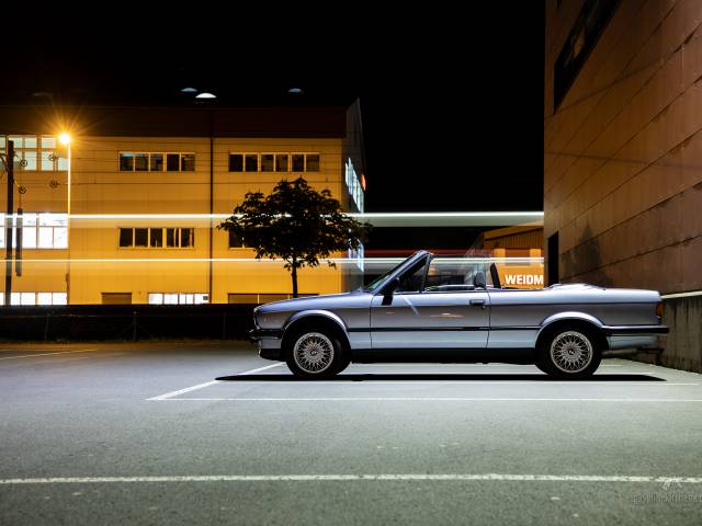 BMW 325i