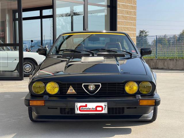 Alfa Romeo GTV 6 2.5