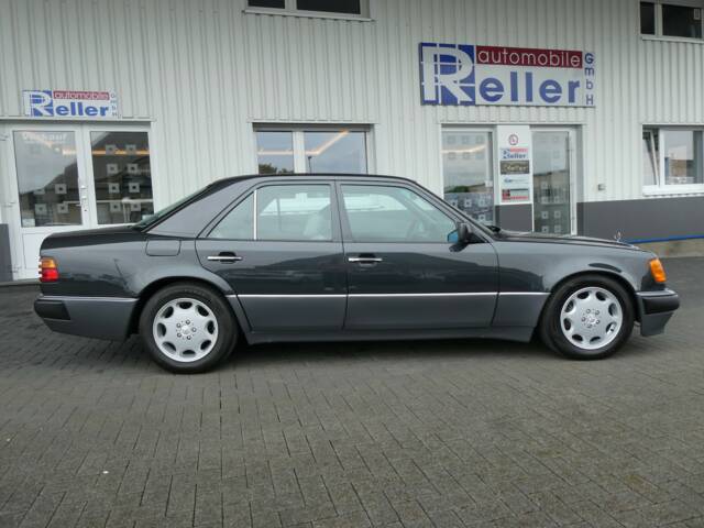 Mercedes-Benz 500 E