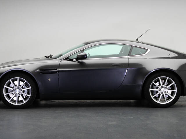 Image 1/10 of Aston Martin V8 Vantage (2007)