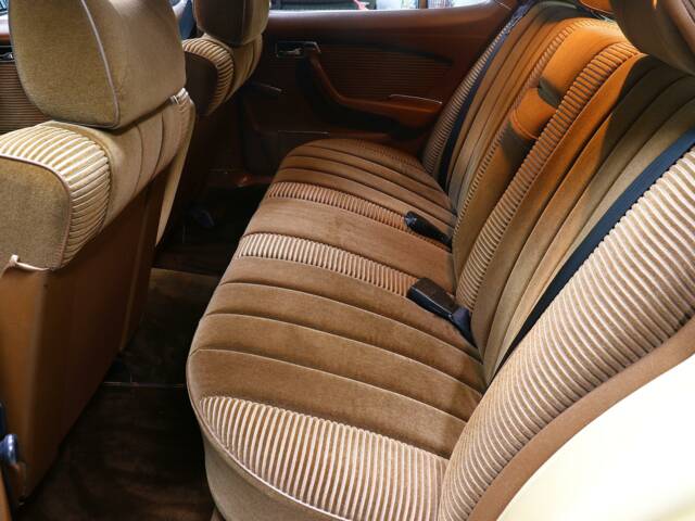 Mercedes-Benz 280 SE