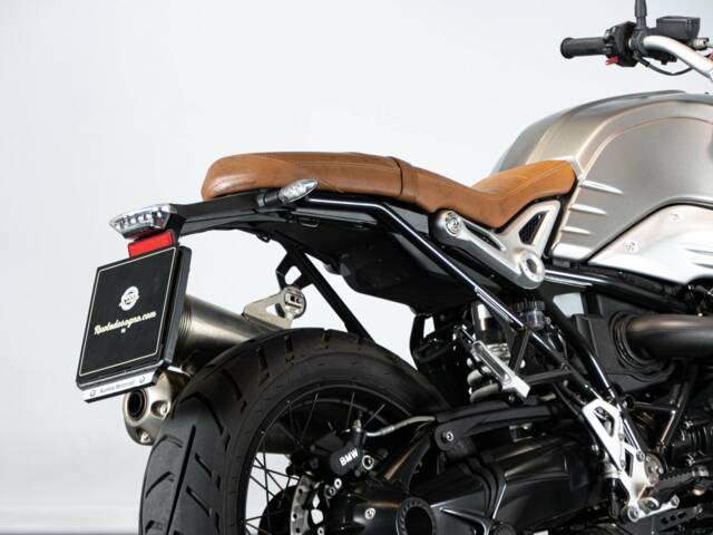BMW R NineT