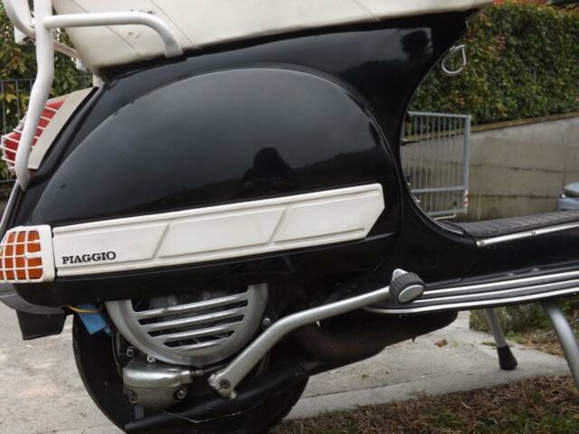 Piaggio Vespa PX 125 E