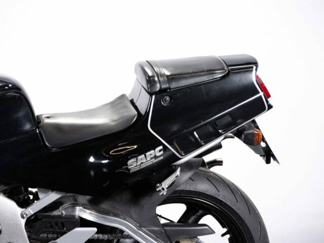 Suzuki RGV 250 Gamma