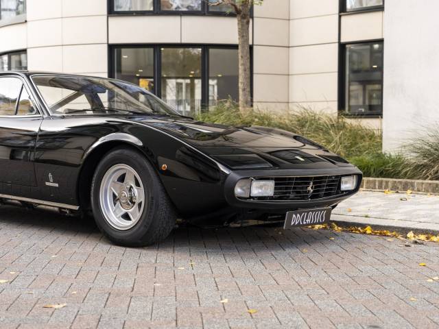Ferrari 365 GTC/4