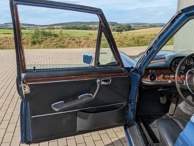 Mercedes-Benz 300 SEL 4.5