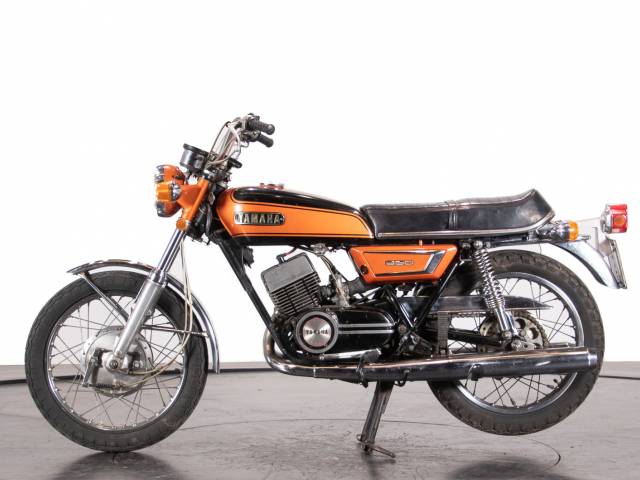 Imagen 1/19 de Yamaha DUMMY (1972)