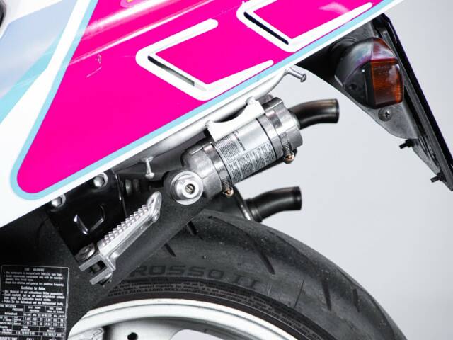 Suzuki RGV 250 Gamma