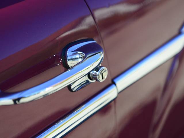 Mercedes-Benz 220 S Cabriolet