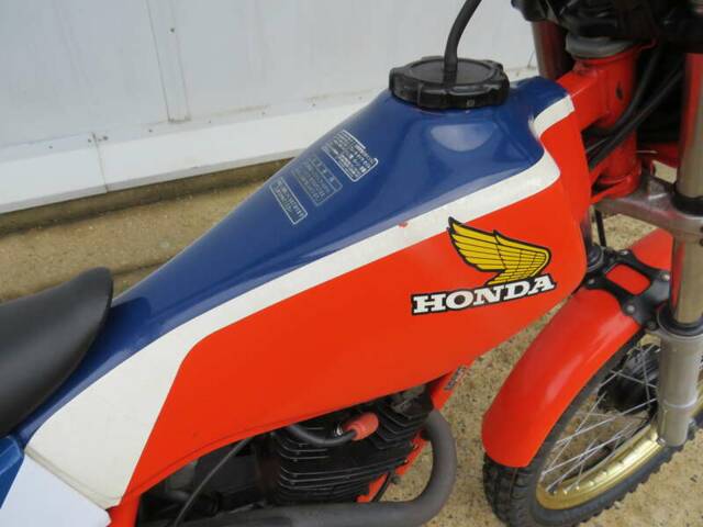 Honda TLR 200