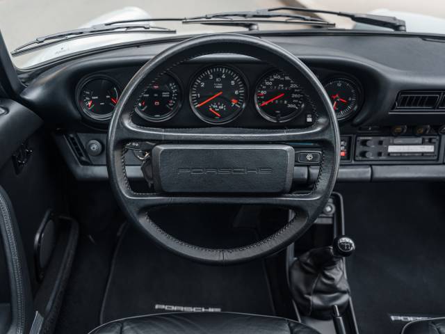 Porsche 911 Turbo 3.3