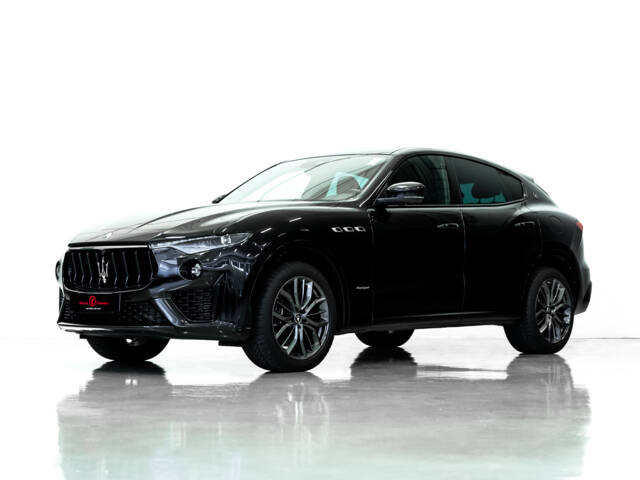 Image 1/60 de Maserati Levante Diesel (2020)