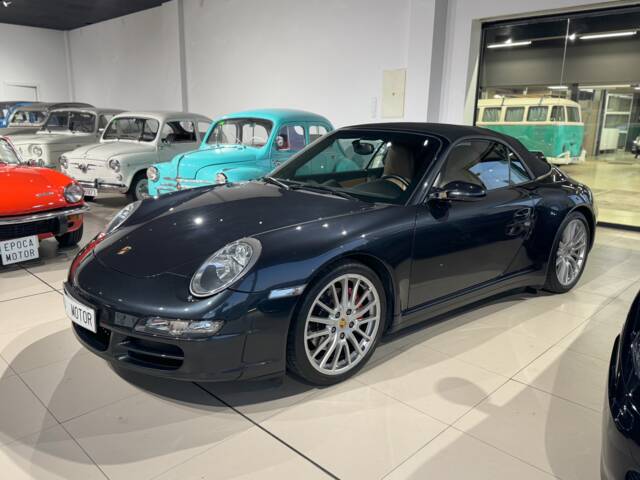 Image 1/36 of Porsche 911 Carrera 4S (2007)