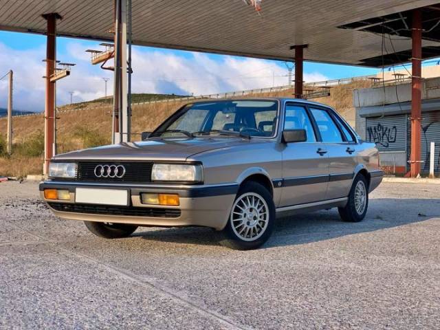 Image 1/8 of Audi 90 - 2.2 (1985)