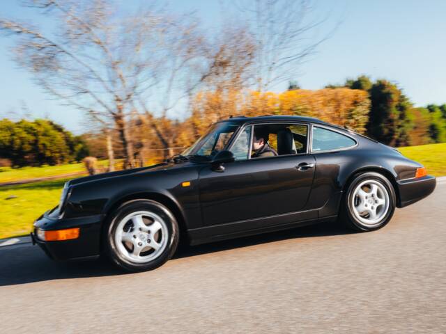Porsche 911 Carrera 4