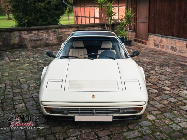 Ferrari 208 GTS Turbo