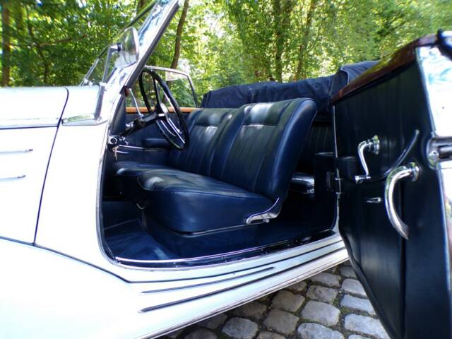 Mercedes-Benz 220 Cabriolet A