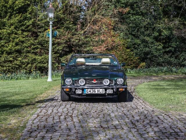 Aston Martin V8 EFi Volante