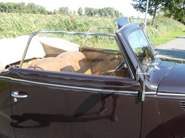 Ford V8