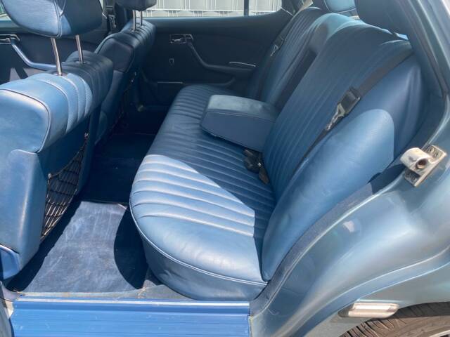 Mercedes-Benz 450 SEL 6,9