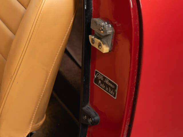 Alfa Romeo 2000 Spider