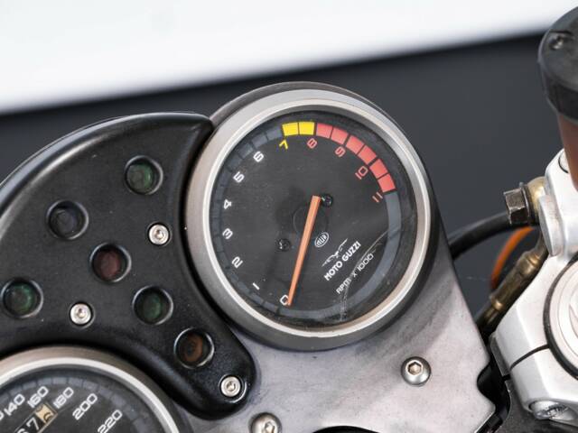 Moto Guzzi V11 Sport