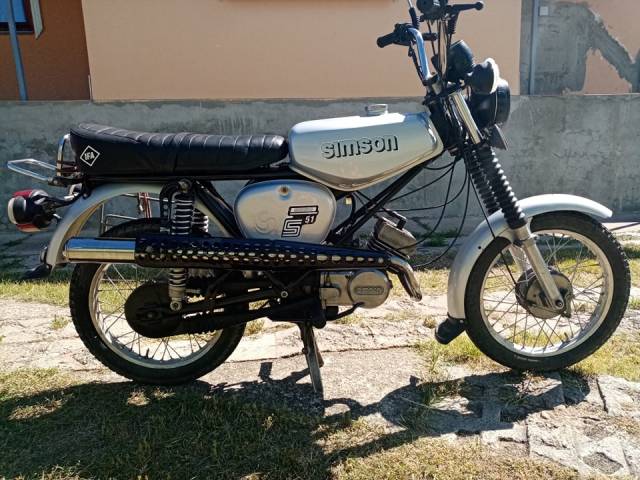 Imagen 1/11 de Simson DUMMY (1990)