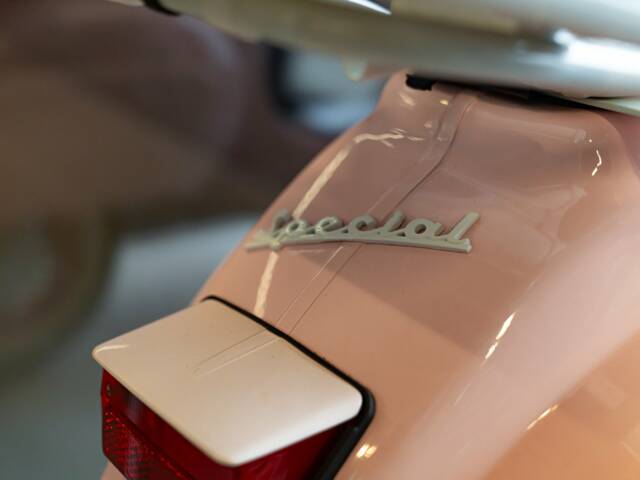 Piaggio Vespa 50 N Special