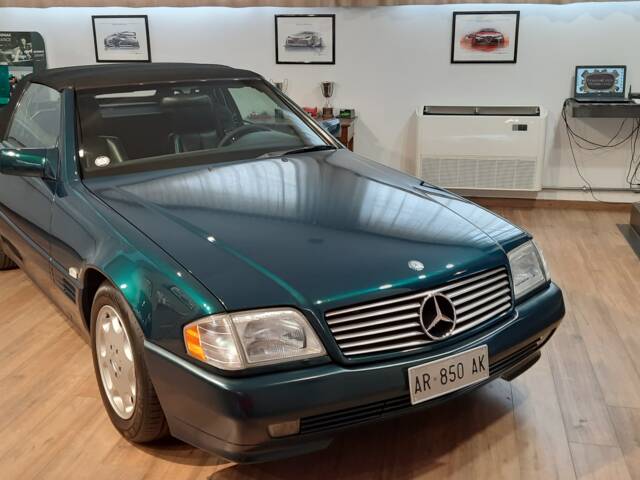 Mercedes-Benz SL 320