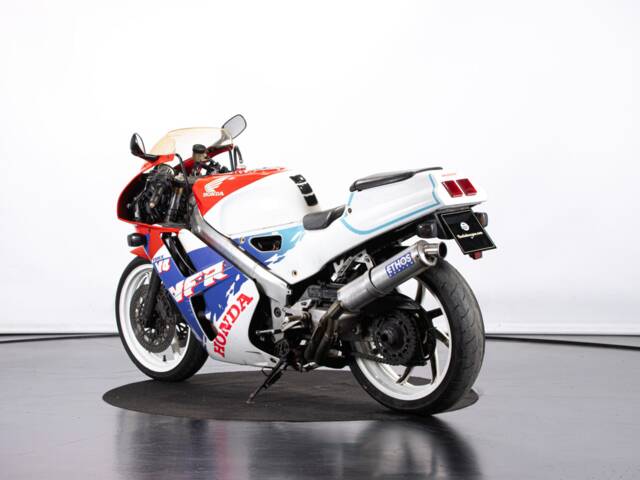 Honda VFR 400 R