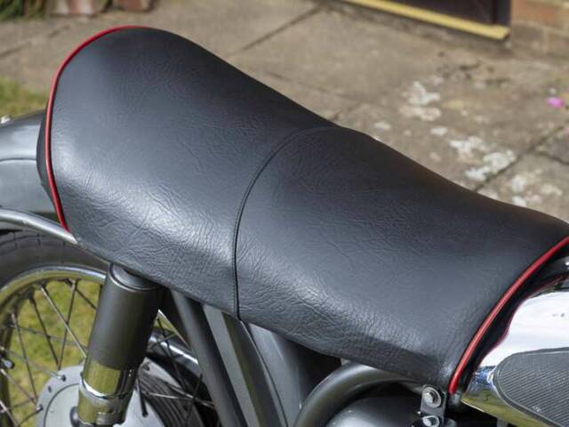 Norton Dominator 99