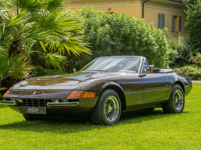 Ferrari 365 GTB/4 Spyder