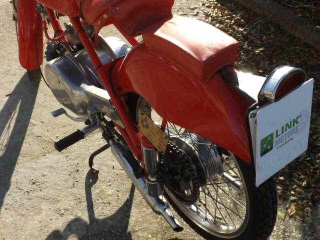 Rumi 125 Super Sport