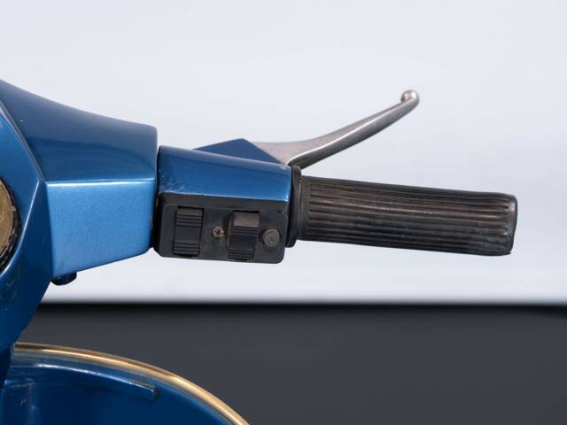 Piaggio Vespa PX 200 E