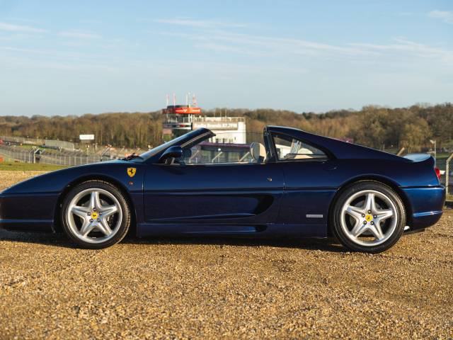 Ferrari F 355 GTS