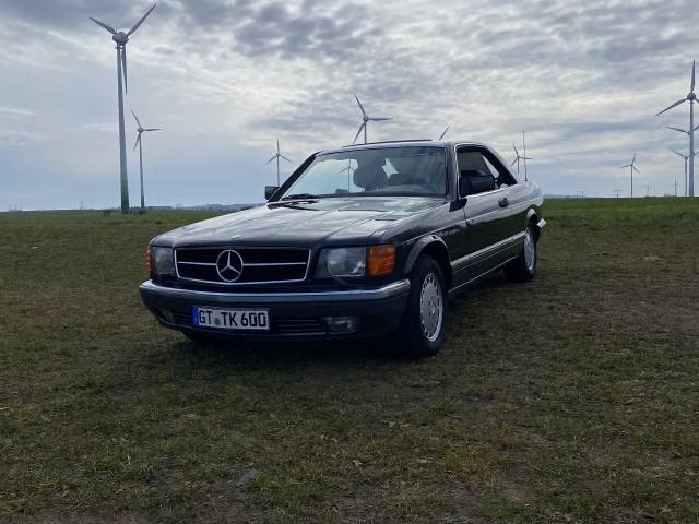 Mercedes-Benz 560 SEC - ...besticht der Wagen durch seinen tollen Zustand.