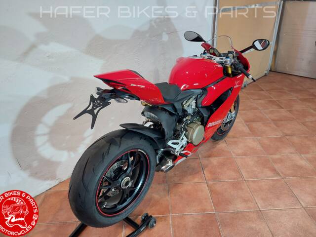 Ducati 1199 Panigale S Tricolore