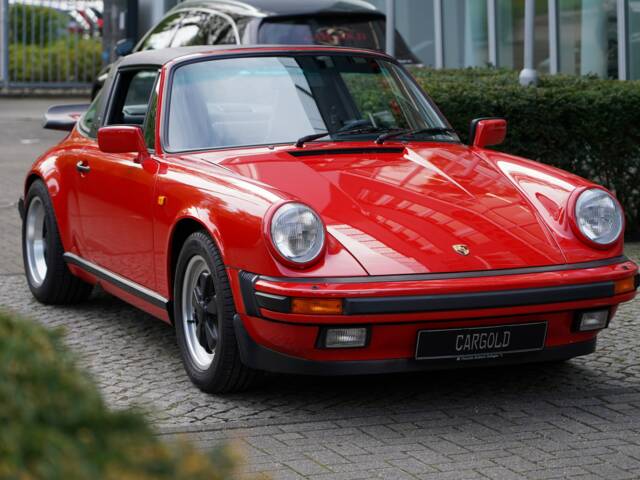 Imagen 1/28 de Porsche 911 Carrera 3.2 (1988)