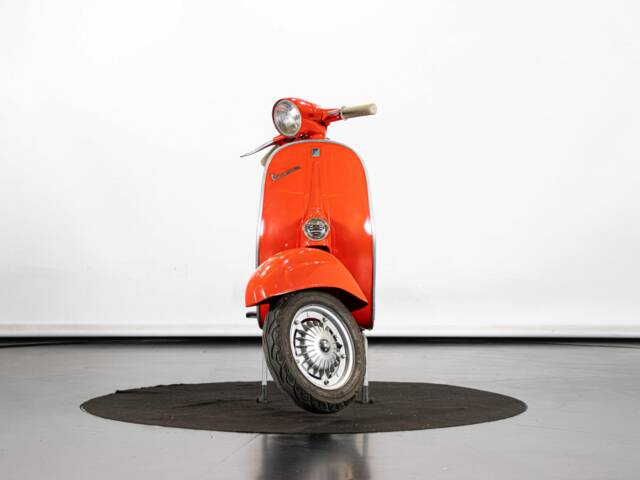 Piaggio Vespa 90
