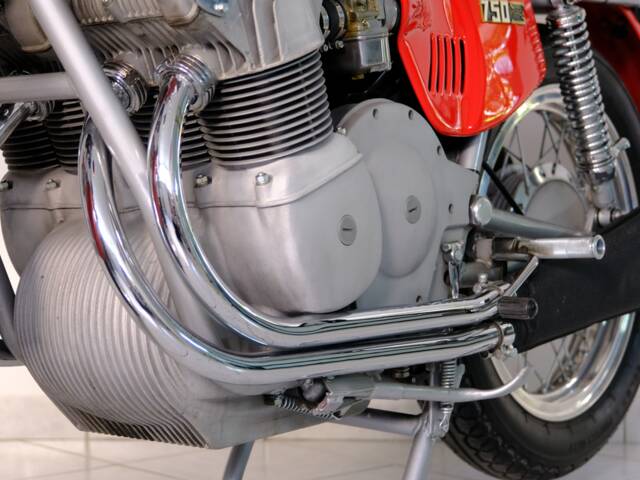MV Agusta 750 S America